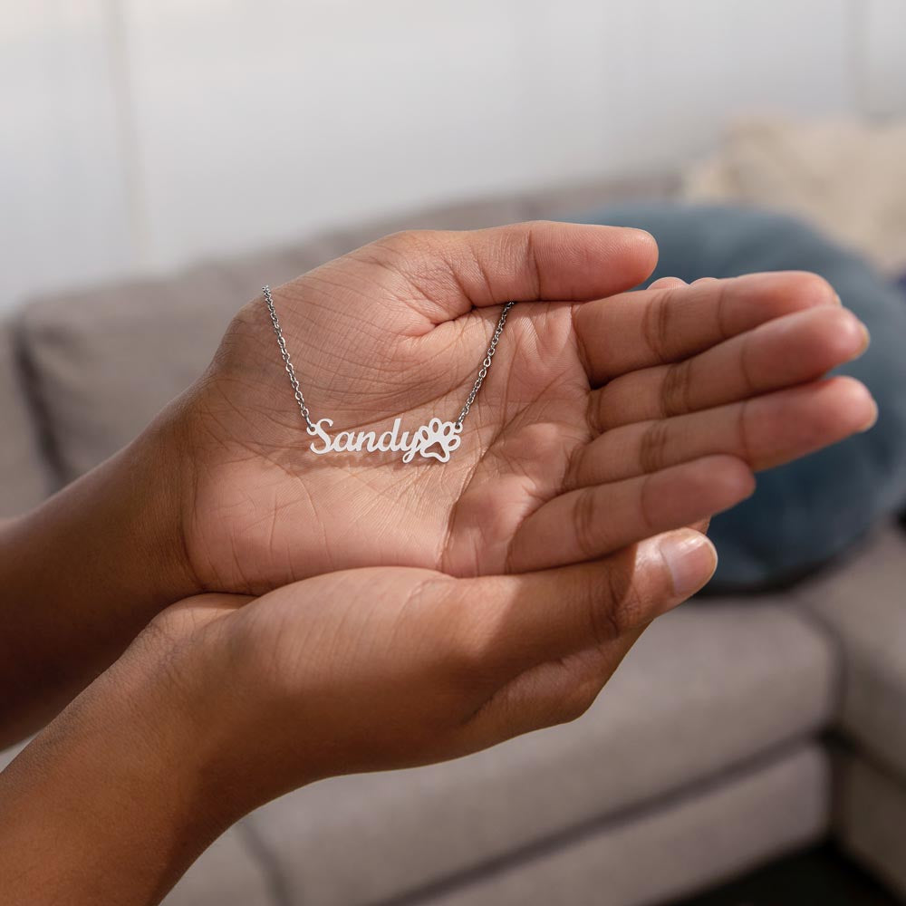 Forever in My Heart – Custom Pet Name Necklace with Paw Print